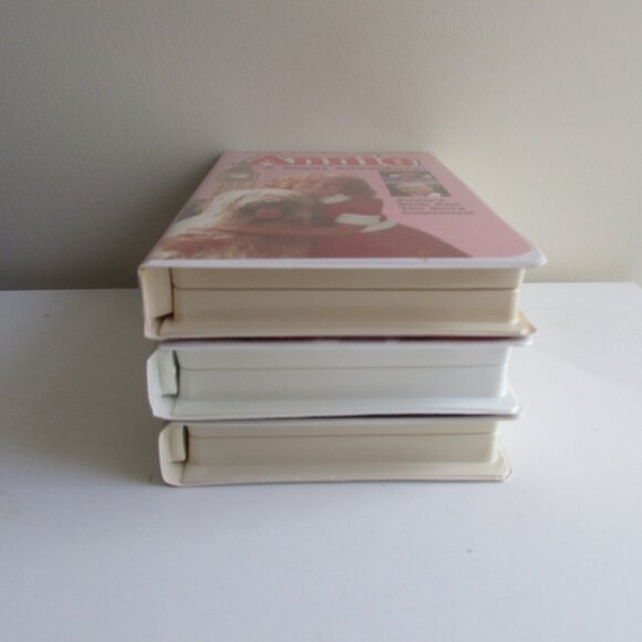 VHS Tapes - Annie grouping - Picture 8 of 10